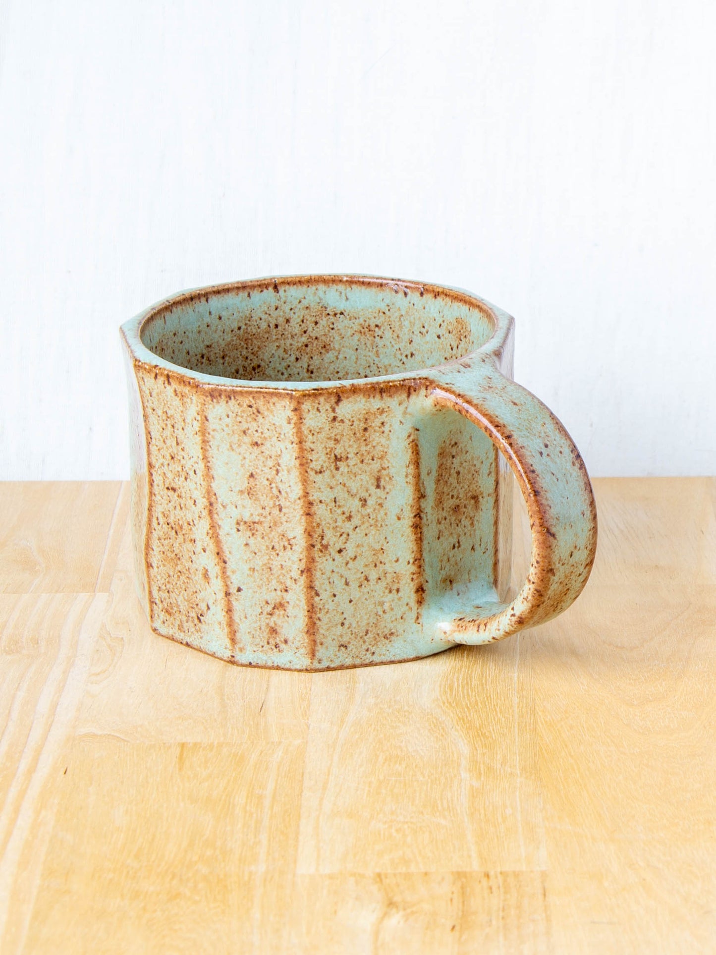 Faceted Mug Lichen