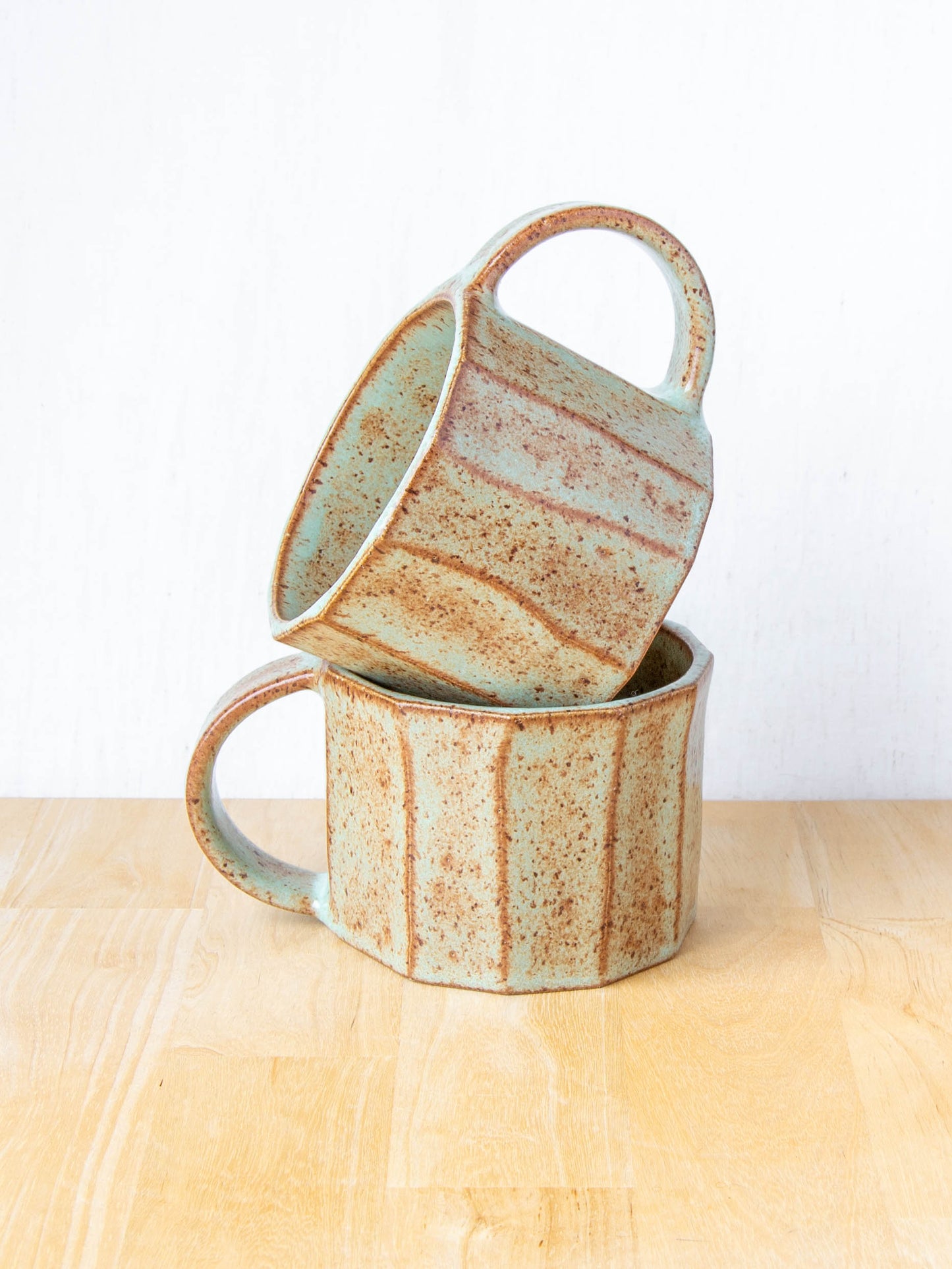 Faceted Mug Lichen