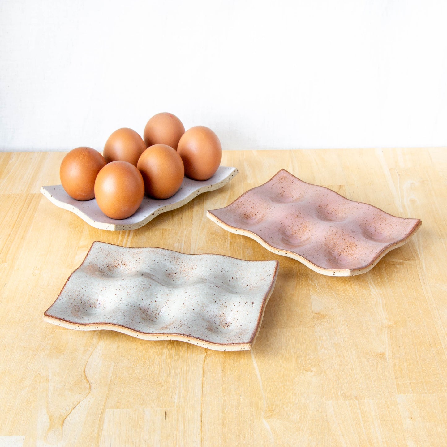 Egg Tray Half Dozen Light Tussock