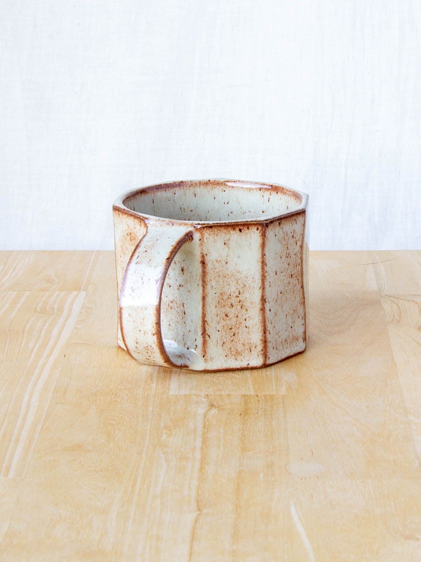 Faceted Mug Light Tussock