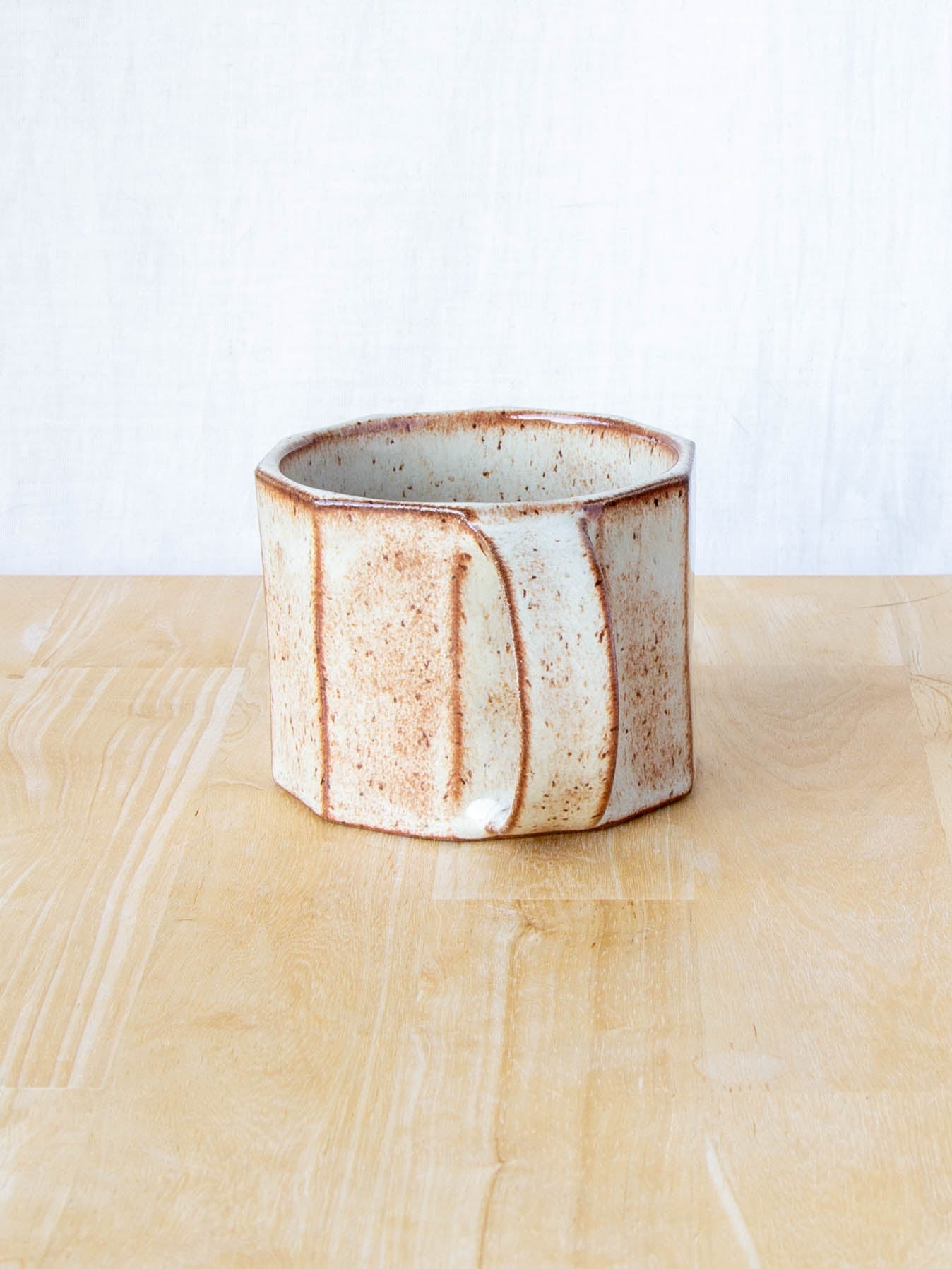 Faceted Mug Light Tussock
