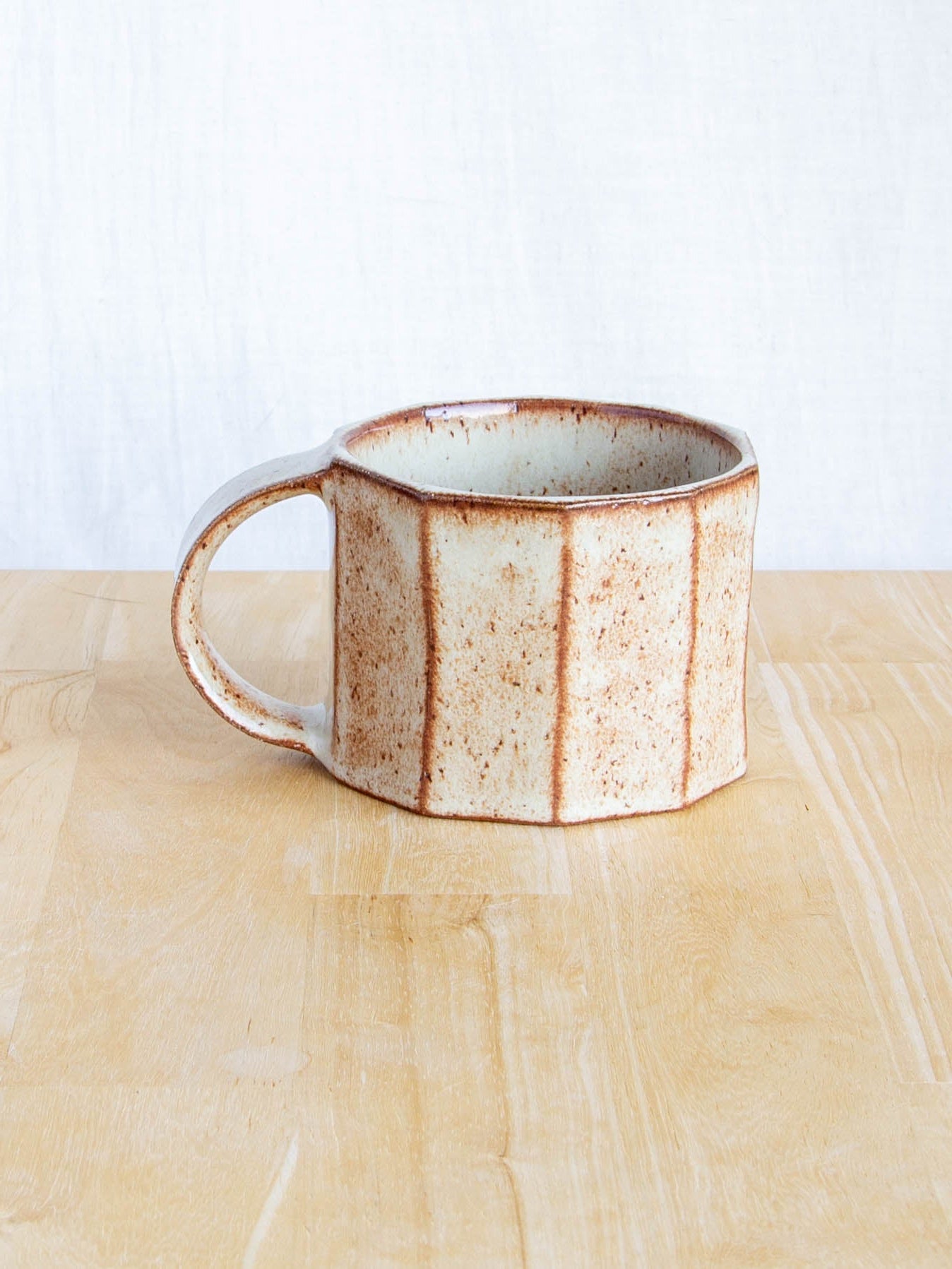 Faceted Mug Light Tussock