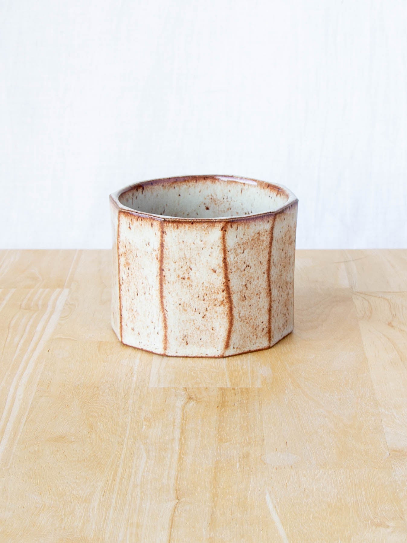 Faceted Mug Light Tussock