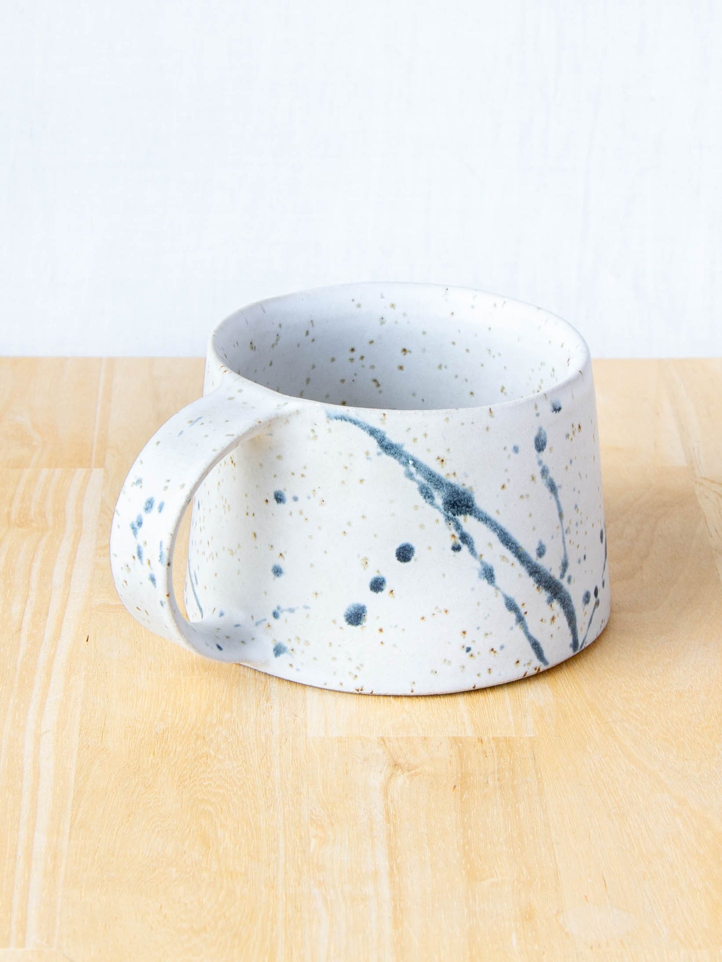 Tapered Mug Quartz Splash