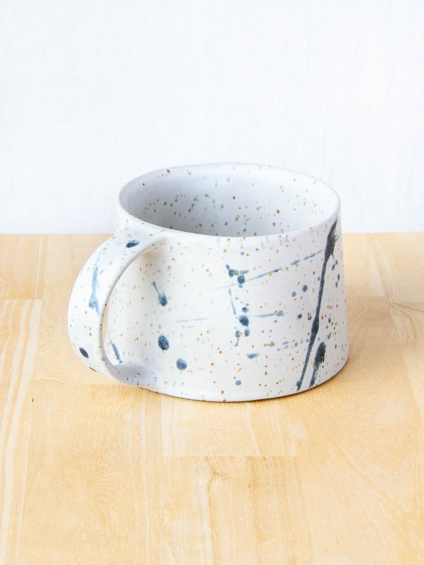 Tapered Mug Quartz Splash