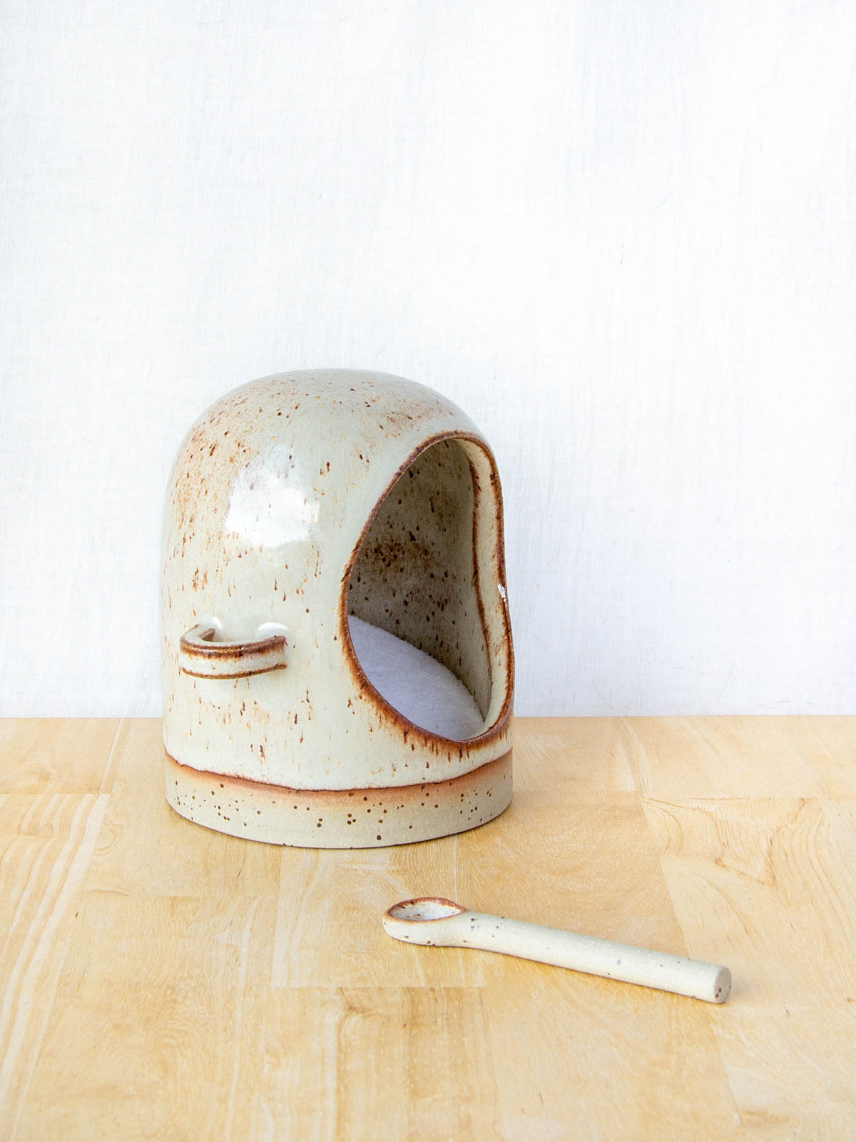 Salt Pig With Spoon Light Tussock