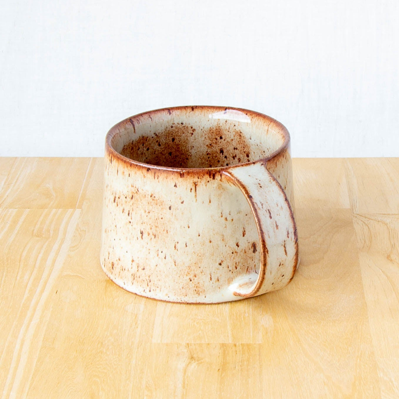 Tapered Mug Light Tussock