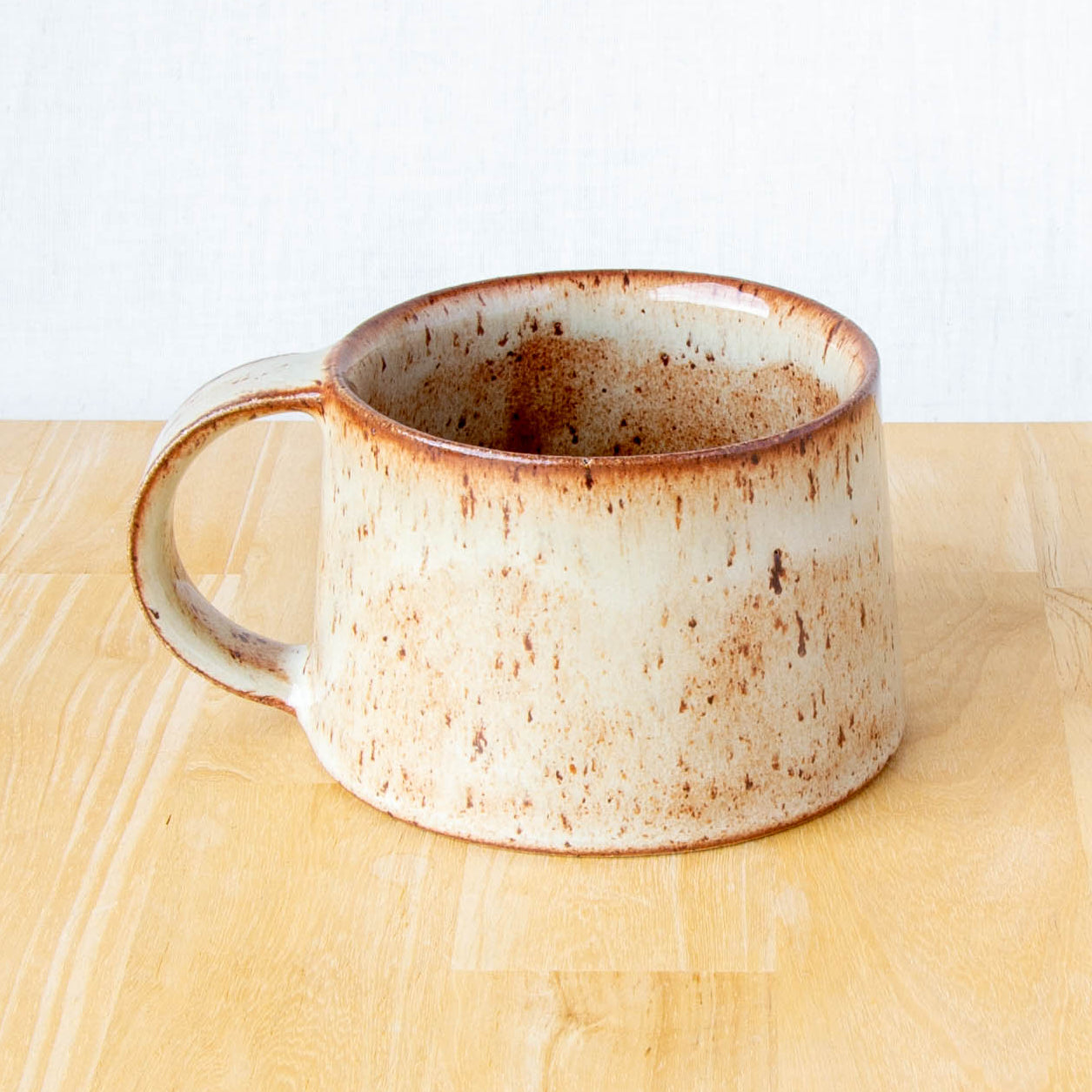 Tapered Mug Light Tussock